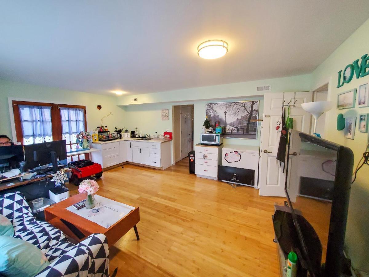5 Star Room2/Close To Everything/5 Min Walk Metro/Rockville Town Center Exterior foto